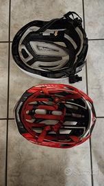 N°2 caschi bici da MTB o Gravel