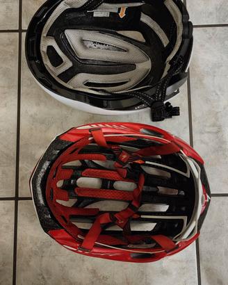 N°2 caschi bici da MTB o Gravel