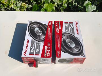 Altoparlanti Pioneer TS-G1010F.