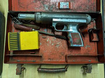 Chiodatrice a polvere