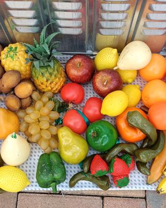 Gruppo frutta finta