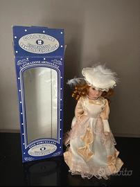 Bambola in porcellana