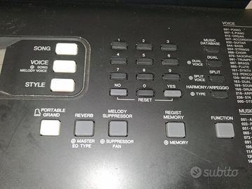 Tastiera Yamaha PSR E363