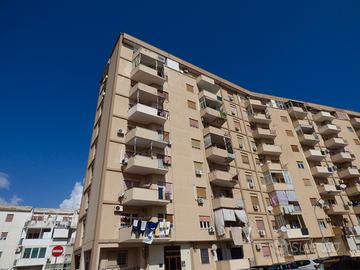 Pressi Buccheri La Ferla luminoso 3 vani 104 mq