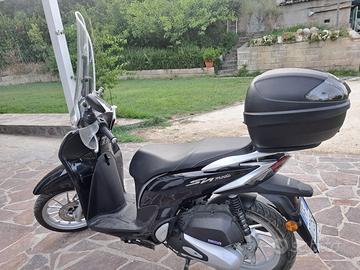 Scooter Honda 125 SH Mode
