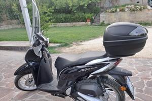 Scooter Honda 125 SH Mode