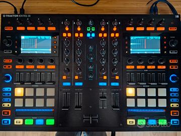 Native Instrument Traktor S8