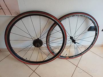 coppia ruote fulcrum 5 con pacco pignoni
