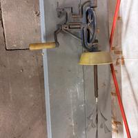 Lavabottiglie vintage epoca raro beta in metallo