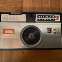 Macchina fotografica Kodak Instamatic50 flasholder