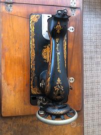 Antica Macchina da cucire SINGER