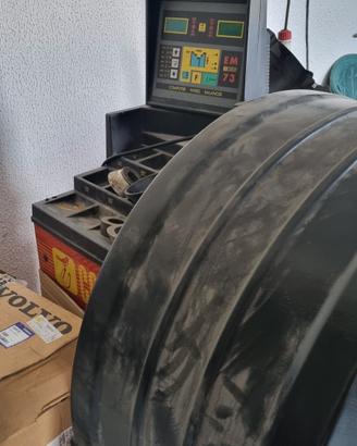 equilibbratrice corghi auto 220v
