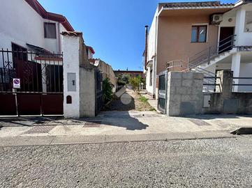 4 LOCALI A VILLA SAN PIETRO