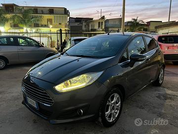 AD CARS PROPONE FORD FIESTA  1.5 TDCI TITANIUM