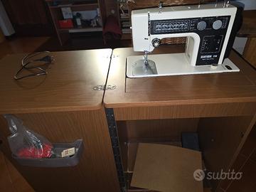 macchina da cucire con mobiletto