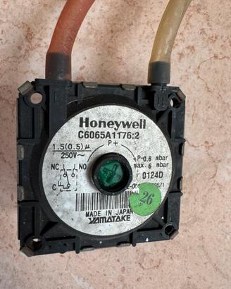 PRESSOSTATO HONEYWELL C6065A1176 CALDAIA SILE