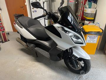 Kymco Downtown 300i - 2011