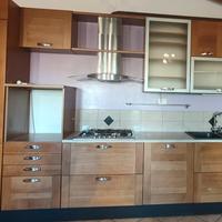 cucina lunga 4.5m senza forno e frigo con lavastov