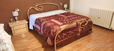 Letto bagnato oro