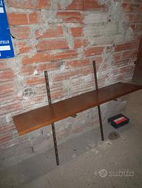 Scaffale cremagliera a parete