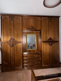 Armadio e letto coordinati in stile barocco