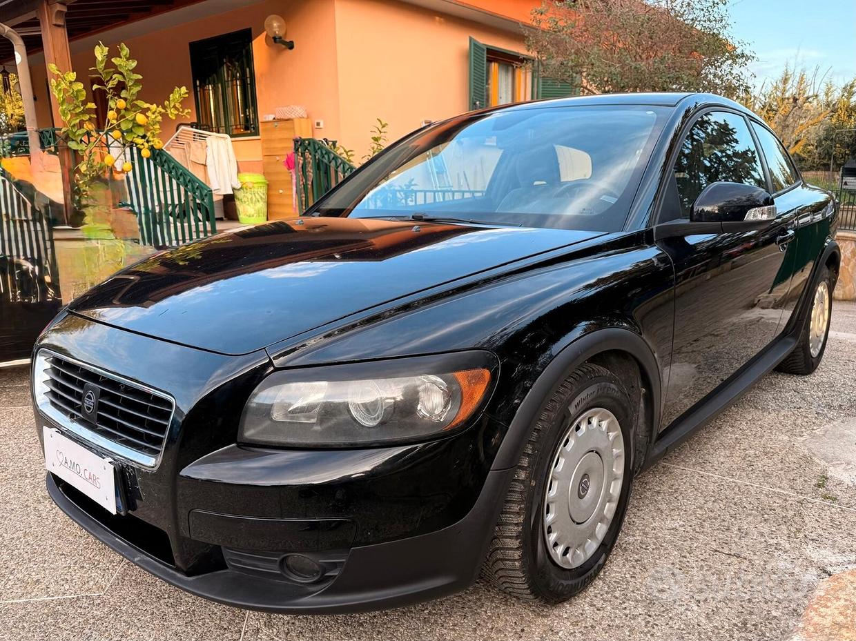 VOLVO C30 (2006-2012)