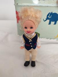 Shelly pony riding (Barbie)