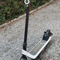 Monopattino Elettrico NIU KQi2 Pro