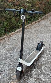 Monopattino Elettrico NIU KQi2 Pro
