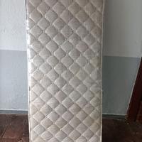 Materasso singolo come nuovo 190x80x18