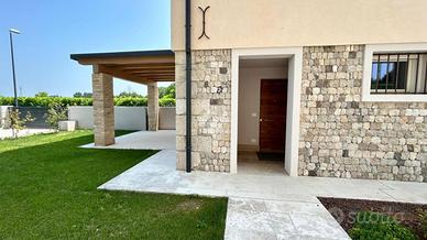 VILLA A SCHIERA A SACILE