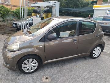 Toyota Aygo 1.0 Active Connect E5 del mese
