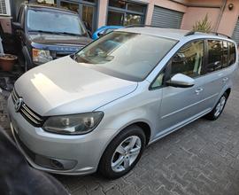 Volkswagen Touran 1.4 benzina e metano - 7 POSTI