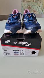 scarpa running Saucony