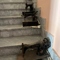 Macchina da cucire antica