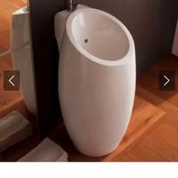 Lavabo da terra per bagno in ceramica- Scarabeo. -