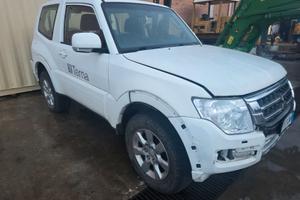 Pajero V80
