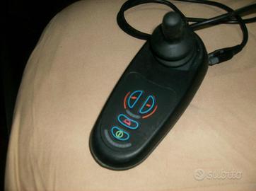 joystick controller sedia a rotelle.