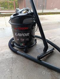 aspirapolvere ,TV, microonde 