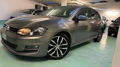 Volkswagen Golf 2.0 TDI 5p. Highline BlueMotion.o.
