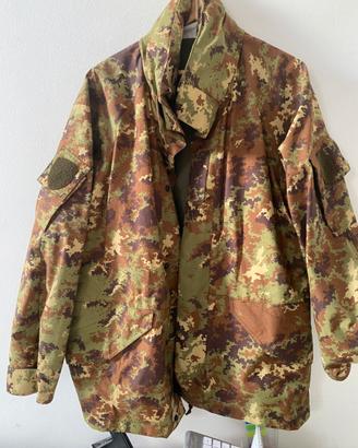 Giacca camouflage impermeabile