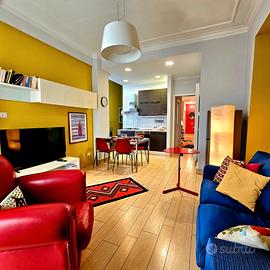 Elegante appartamento arredato piazza Cavour