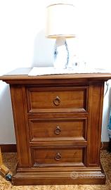 comodini legno massiccio