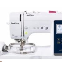 Macchina per ricamare e cucire