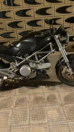 Ducati moster 620 dark