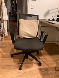Sedia da ufficio regolabile in altezza