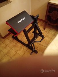 Biceps curl machine
