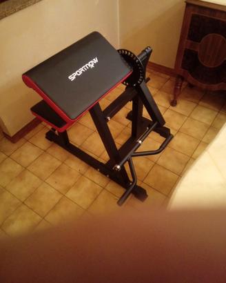 Biceps curl machine