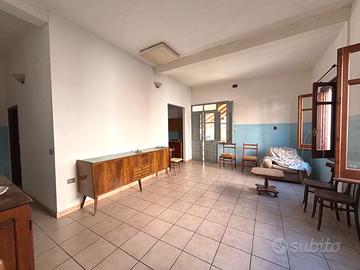 Casa indipendente abitabile