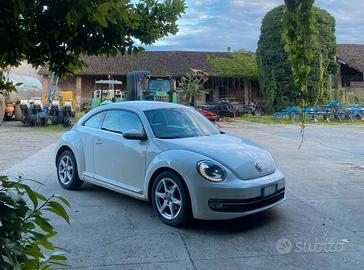 VW Maggiolino 1.6 TDI 105 CV - OK NEOPATENTATI